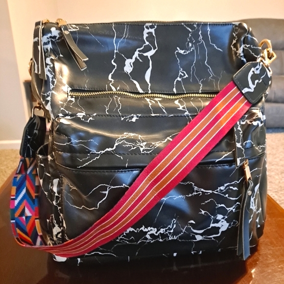 Shewin Handbags - 🎒 Marble ⚫️⚪️ Vegan Leather Purse, Shoulder Bag, Backpack or Diaper Bag